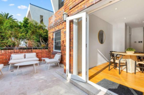 'Coogee Cabanita' Charming Coastal Comfort, Sydney